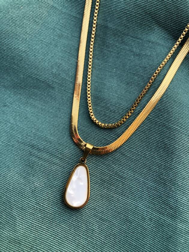 Pearl Pendant Necklace