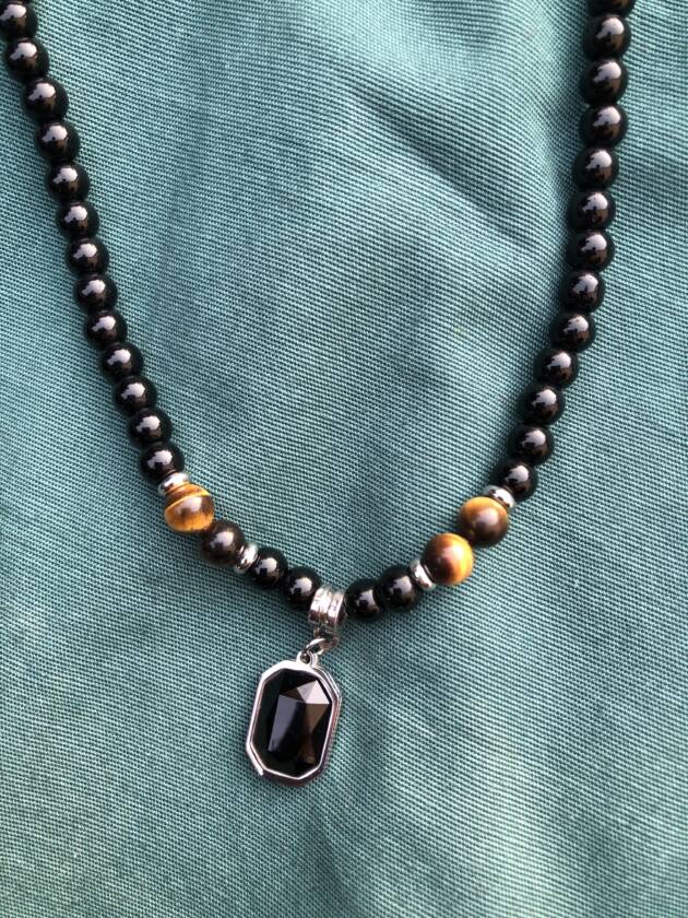 Black Beaded Pendant Necklace